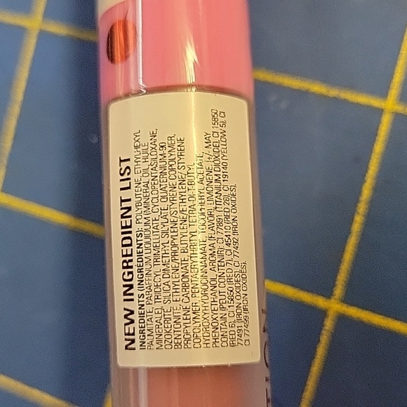 I ❤️ Revolution Vinyl Cherry Bakewell Liquid Lipstick New Sealed - Picture 3 of 6